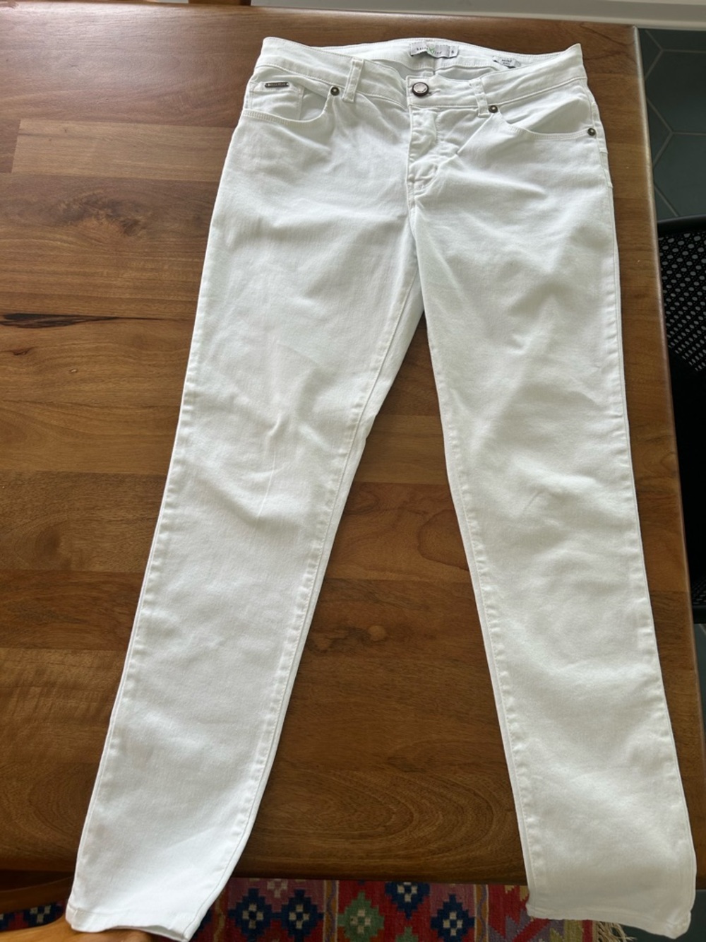 Beija-Flor Women's White (Nicole) Skinny Jeans - Stretch Fit Women’s Size 6